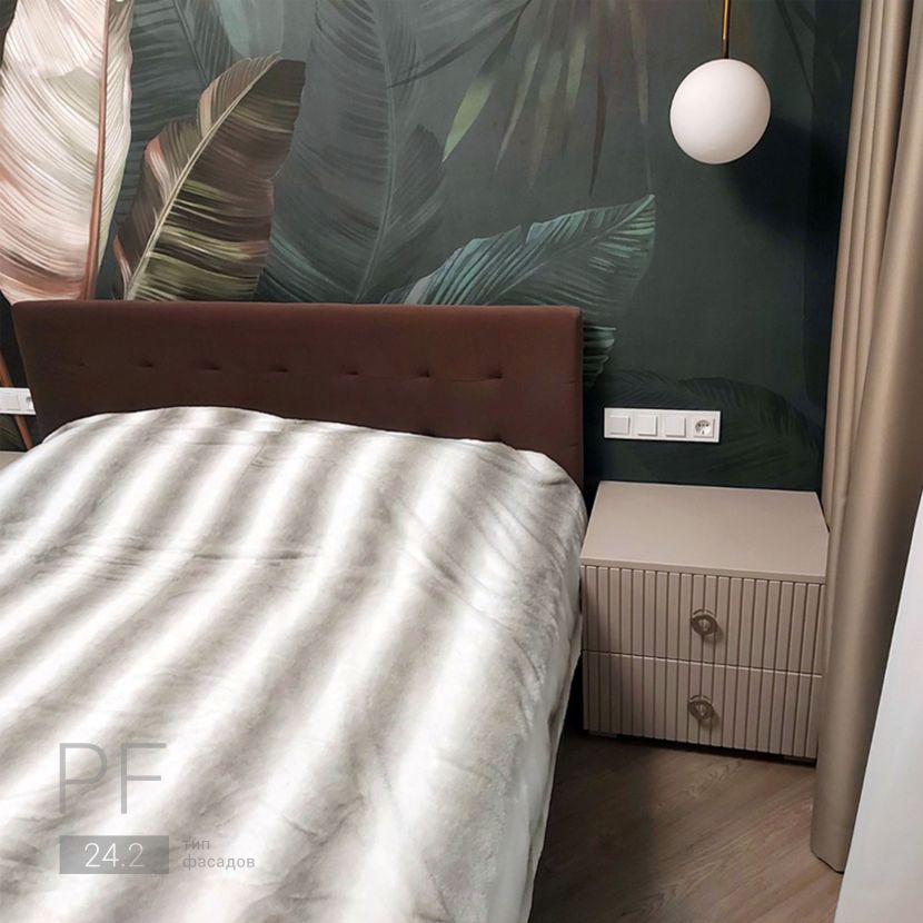 Комод и прикроватные тумбы для спальни