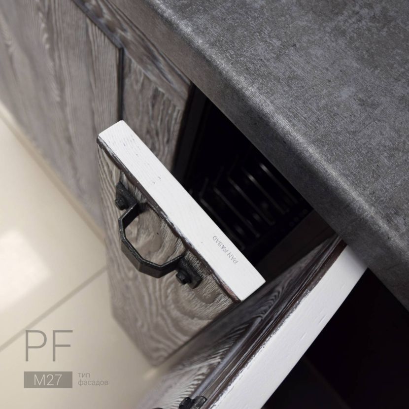 Кухня в стиле лофт из массива сосны