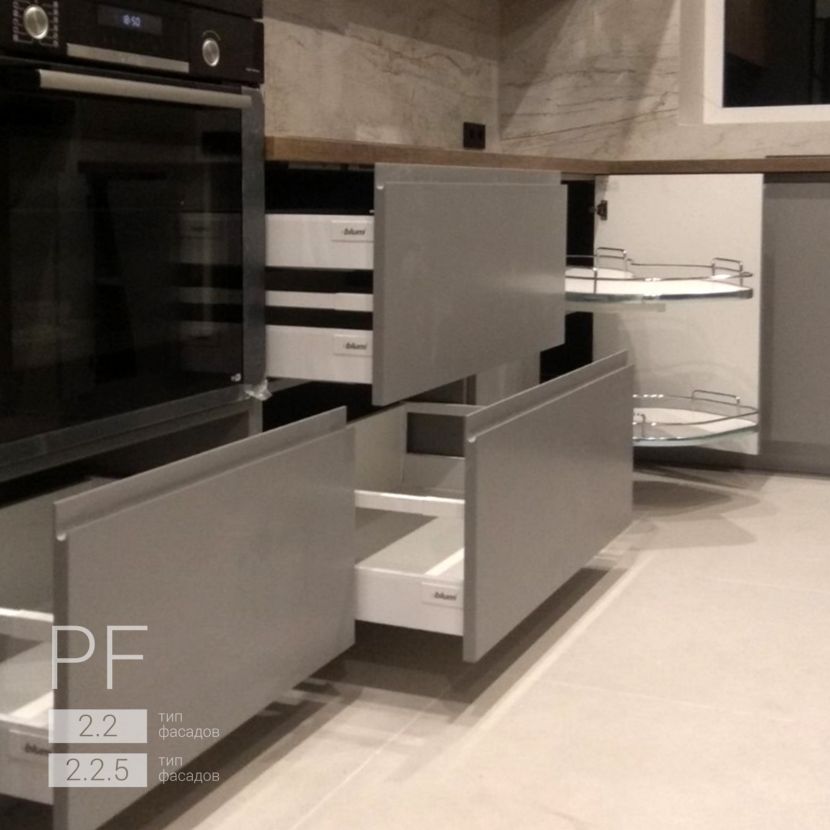 2.2 _ 2.2.5 / 1 Угловая кухня с мойкой у окна