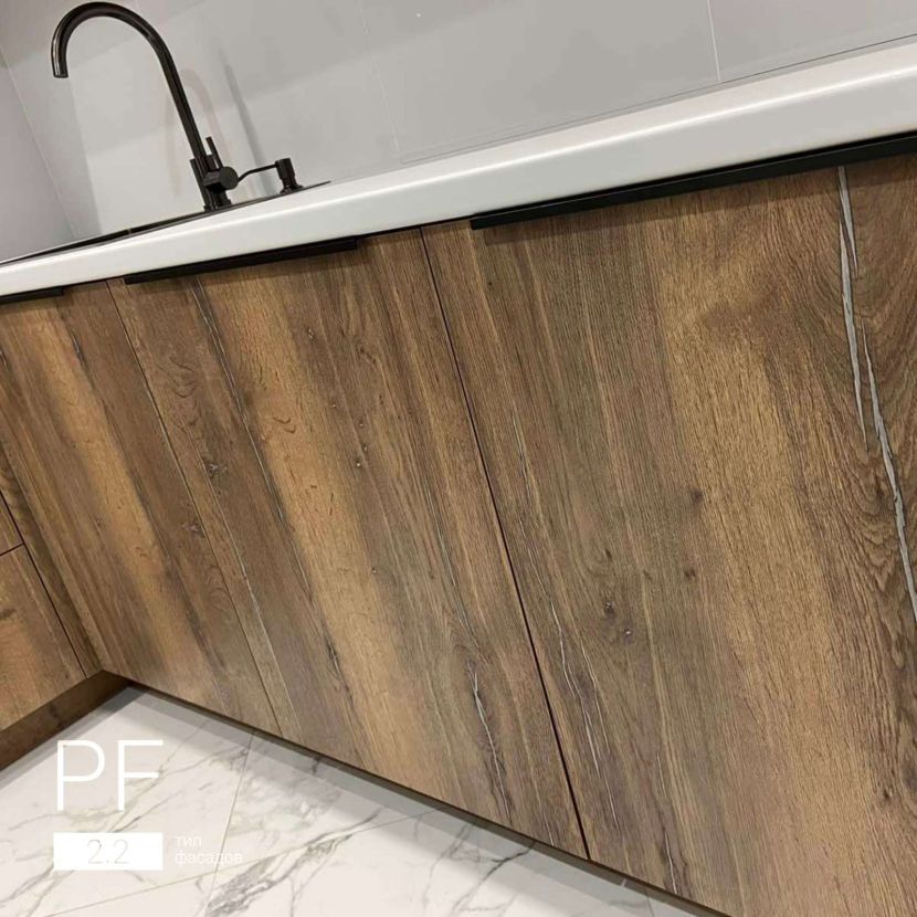 Кухня из ЛДСП древесного декора