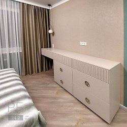 Комод и прикроватные тумбы для спальни